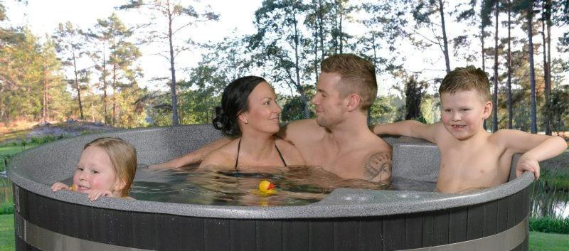 Wellness Huette Am Zwenkauer See Bei Leipzig Экстерьер фото
