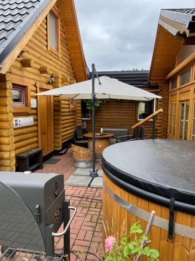 Wellness Huette Am Zwenkauer See Bei Leipzig Экстерьер фото