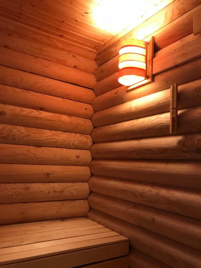 Wellness Huette Am Zwenkauer See Bei Leipzig Экстерьер фото